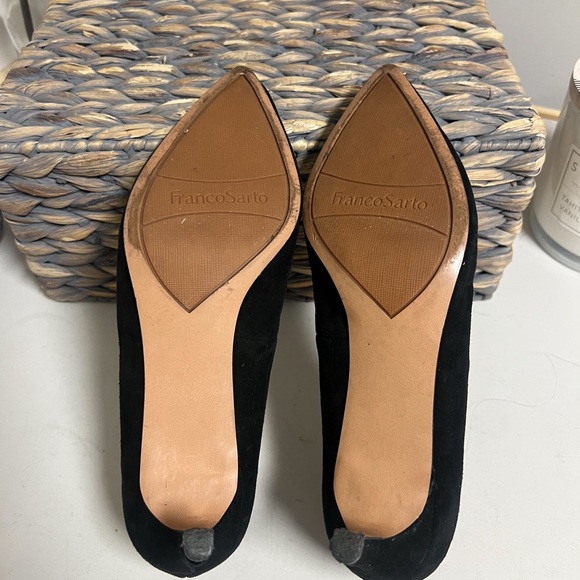 Franco Sarto Black Leather Pointed Toe Kitten Heels Size 8M - Picture 9 of 11